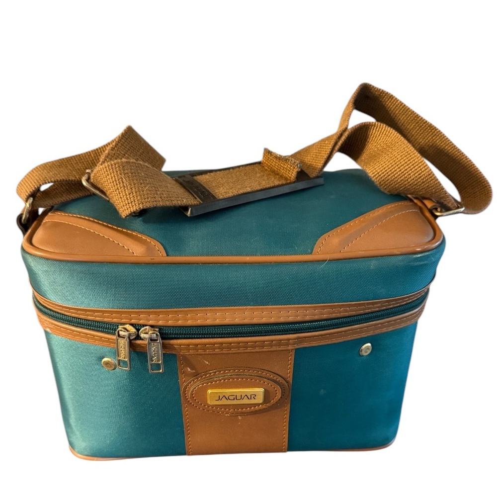 Vintage Jaguar Train Case Carry On Cosmetic Overnight Bag Green 12"x7"×8"